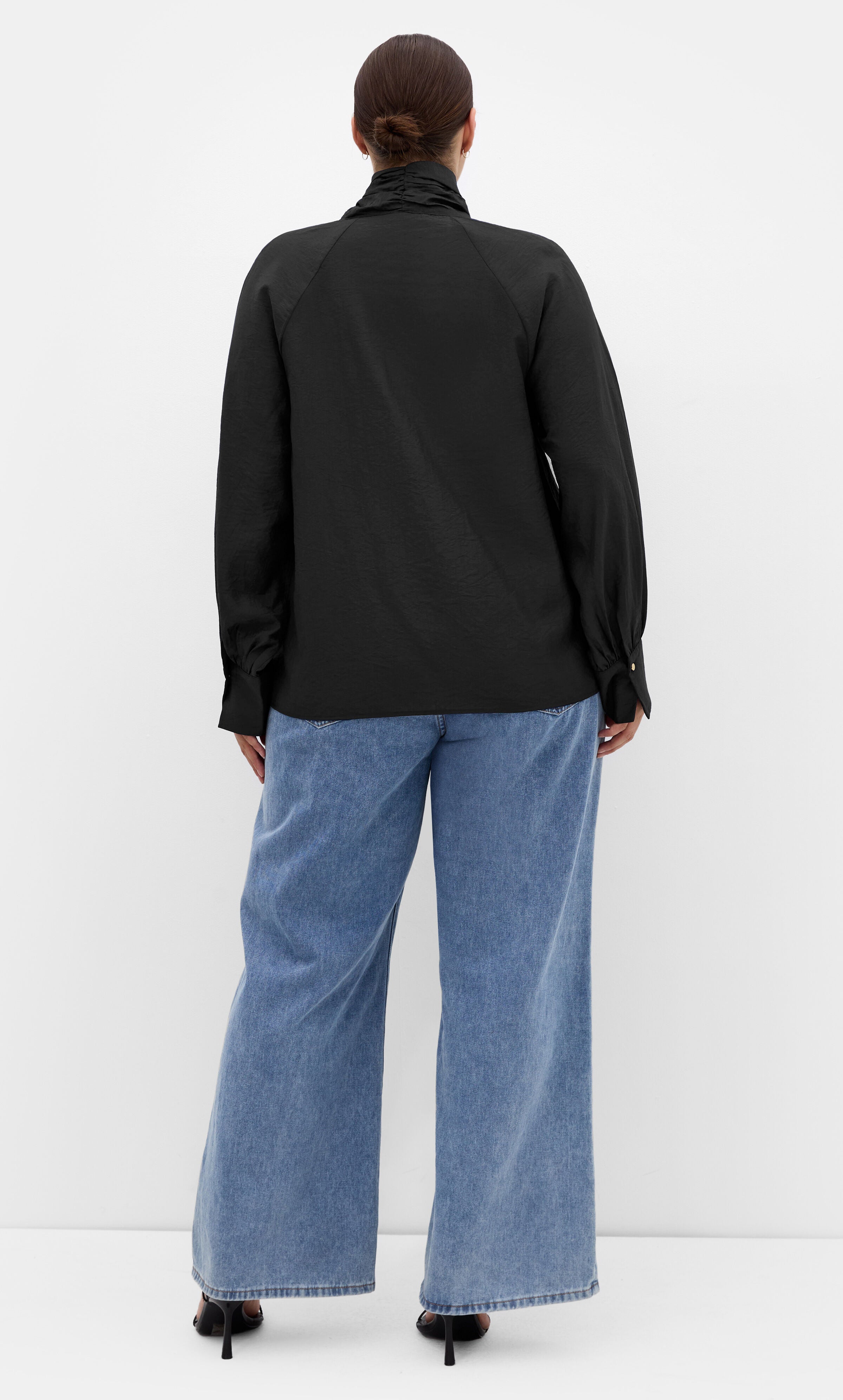 Kelsey Neck Tie Top, BLACK, alternate image number 2