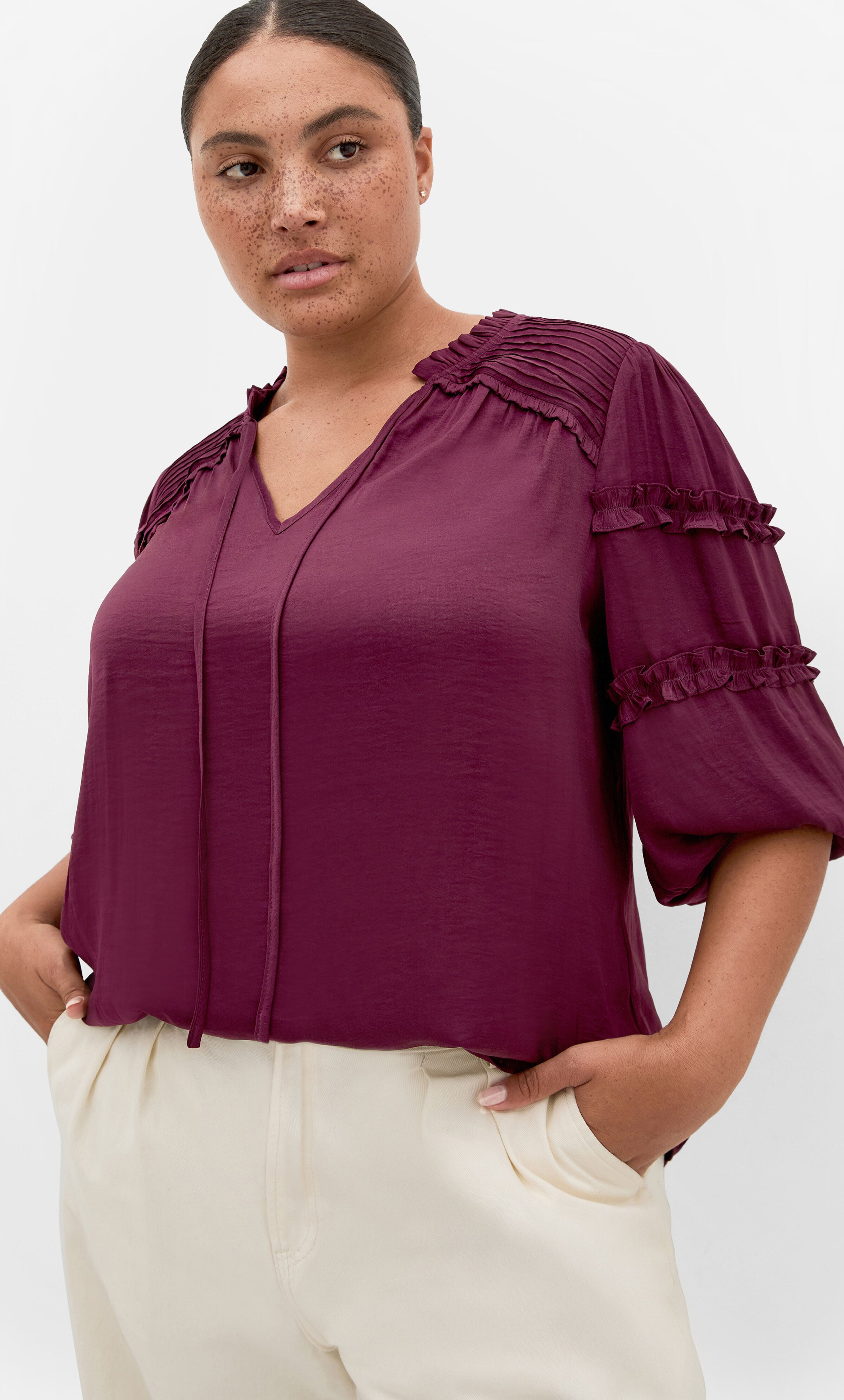 Drama Queen Elbow Sleeve Shirt, RED, hi-res image number 0