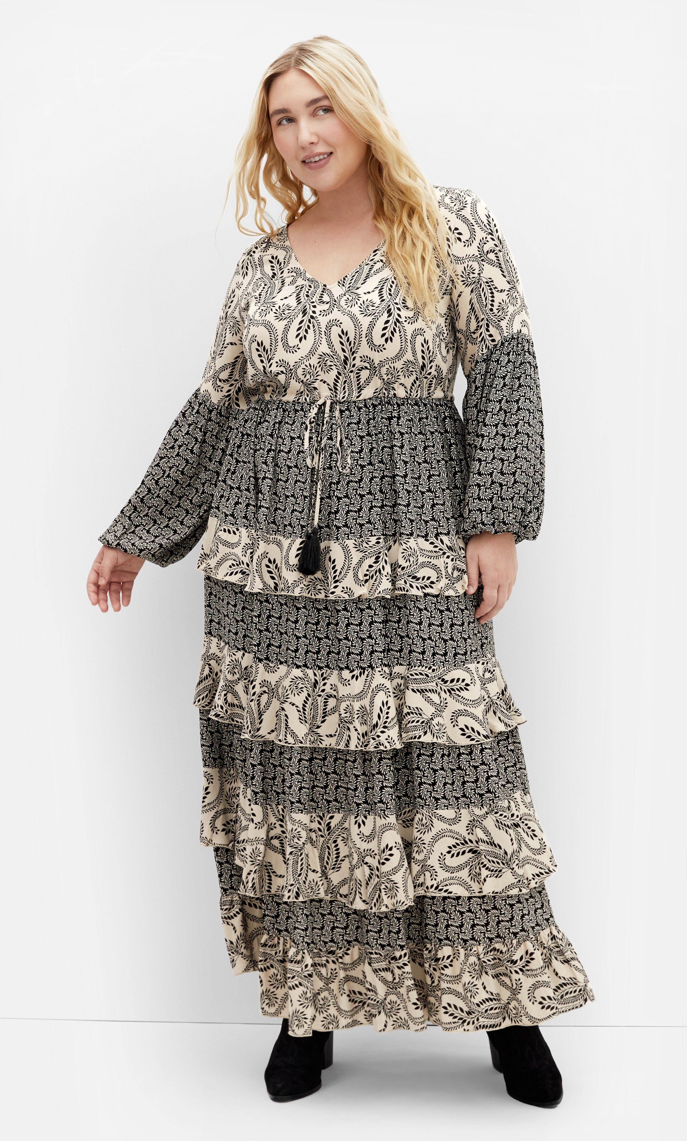 Dreamweaver Maxi Dress - ivory