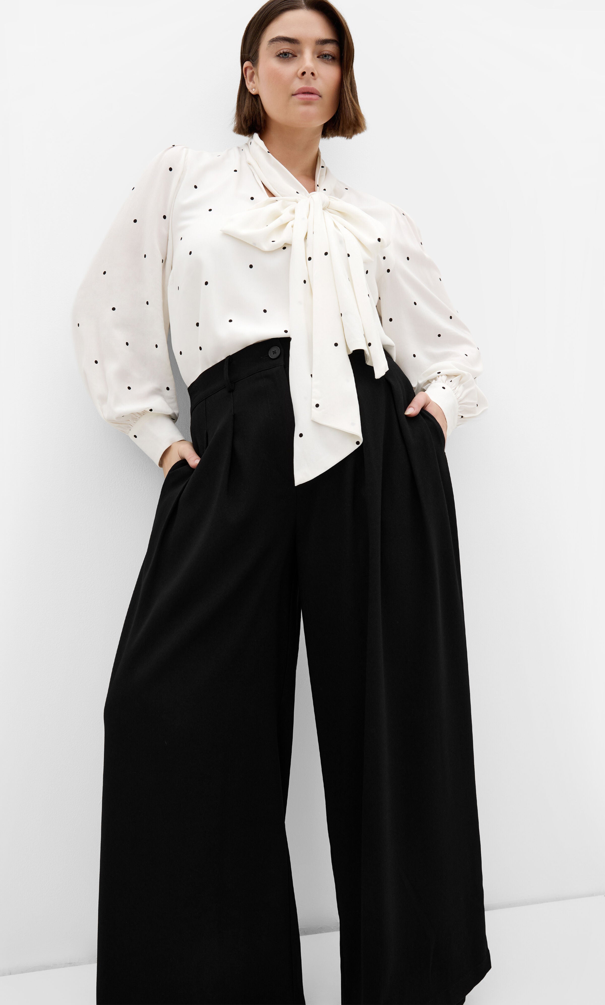 Kensie Spot Neck Tie Top, WHITE, alternate image number 4