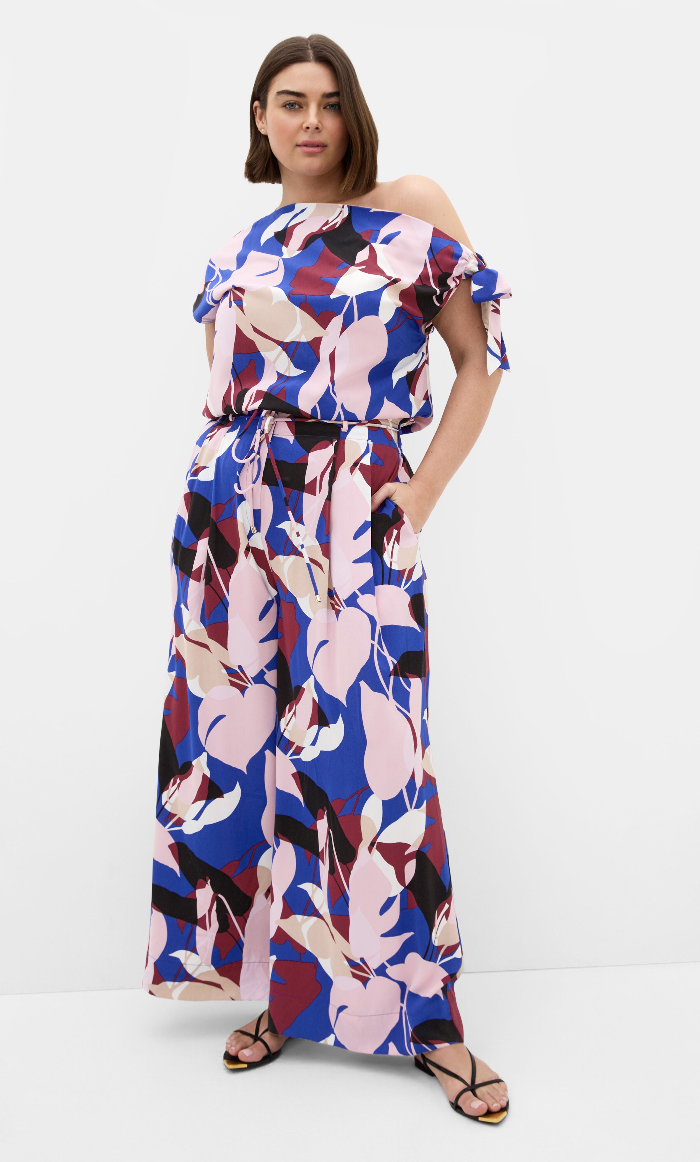 Wild Fern Print Off Shoulder Top, BLUE, on-hover image number 1