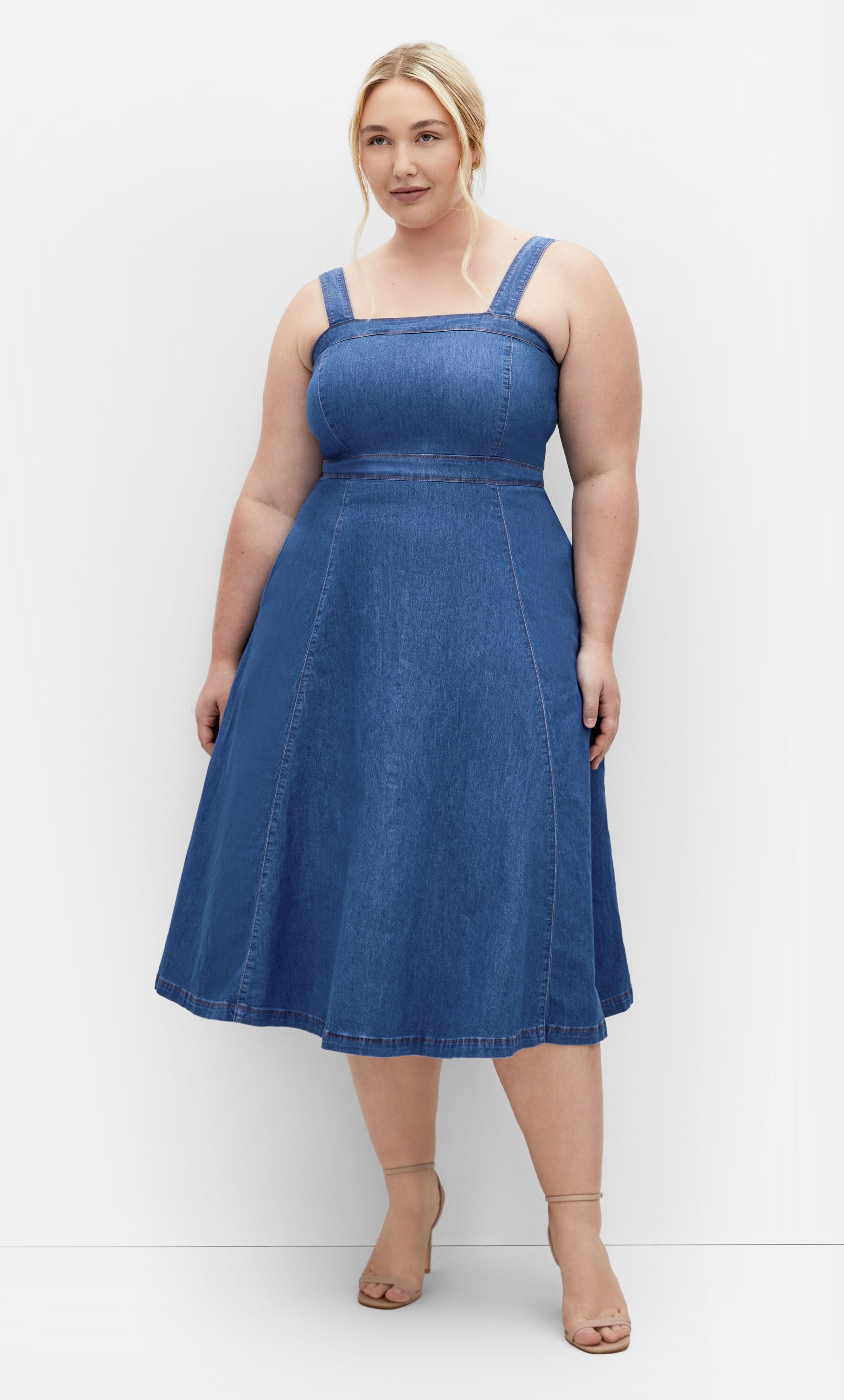 Averie Dress - light wash, BLUE, hi-res image number 0