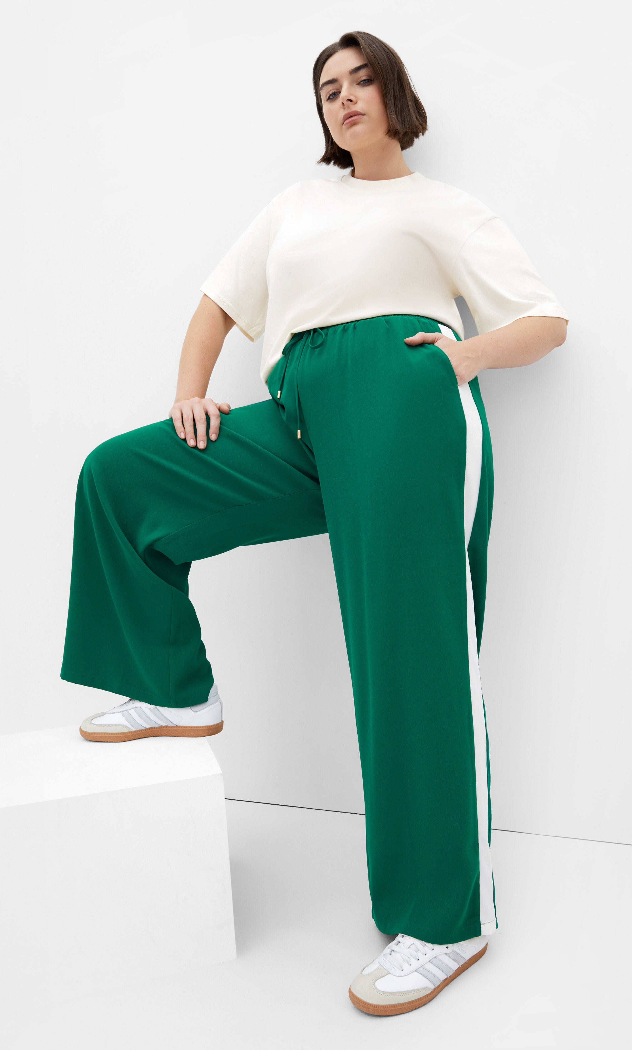 Lilia Pant - red
