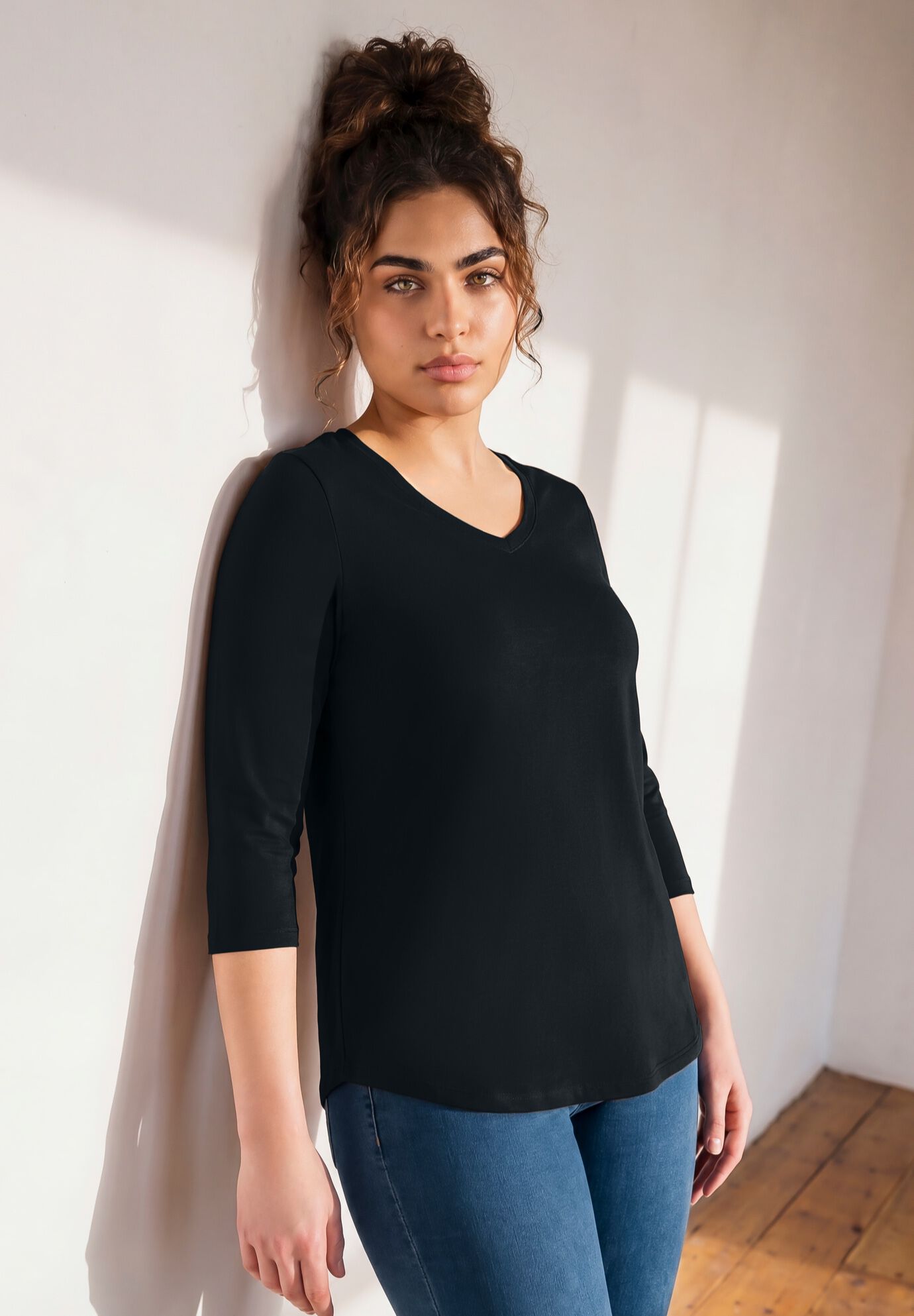 Signature 3/4 Sleeve V-Neck Tee, BLACK, alternate image number 1