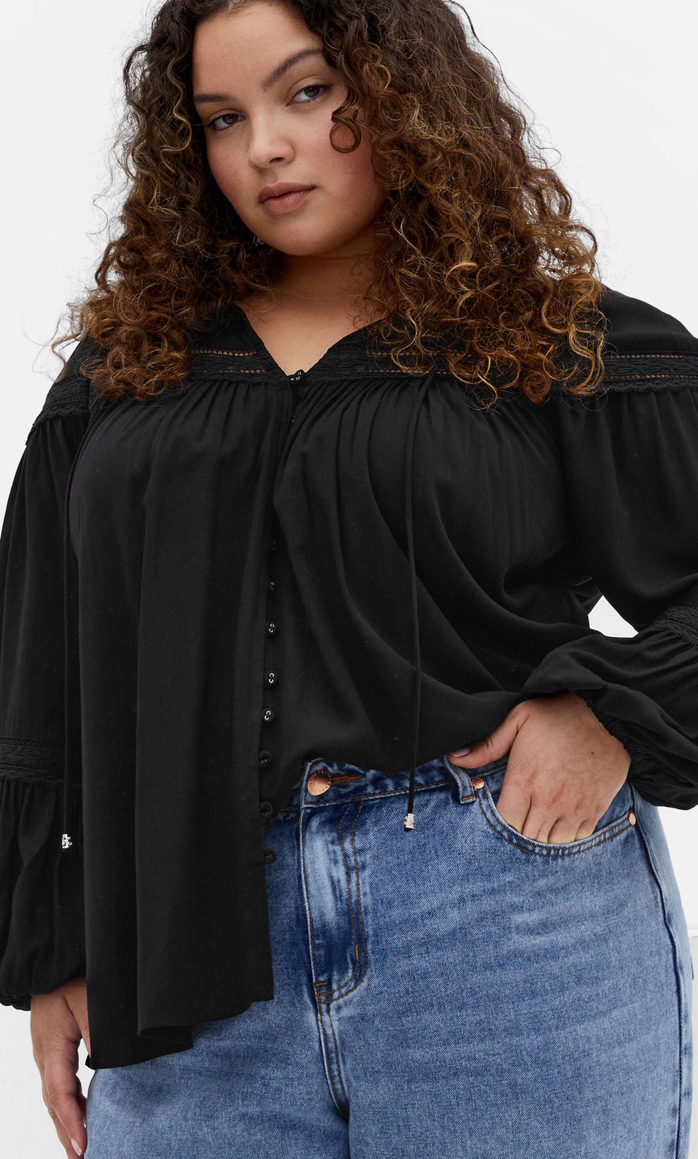 Averi Shirt - black, BLACK, hi-res image number 0