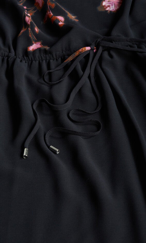 Romance Border Dress - black, BLACK, alternate image number null