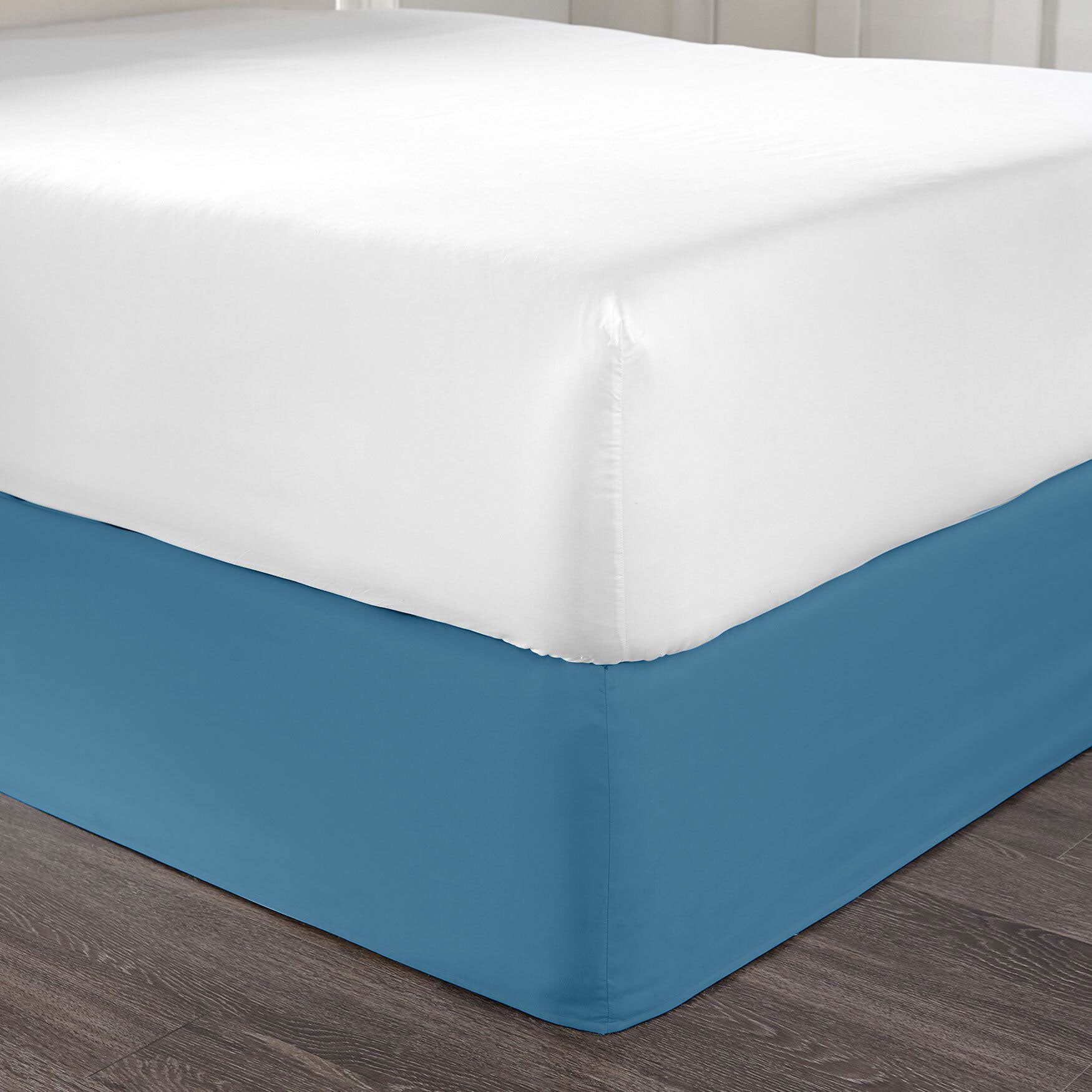 BH Studio Microfiber Bedskirt