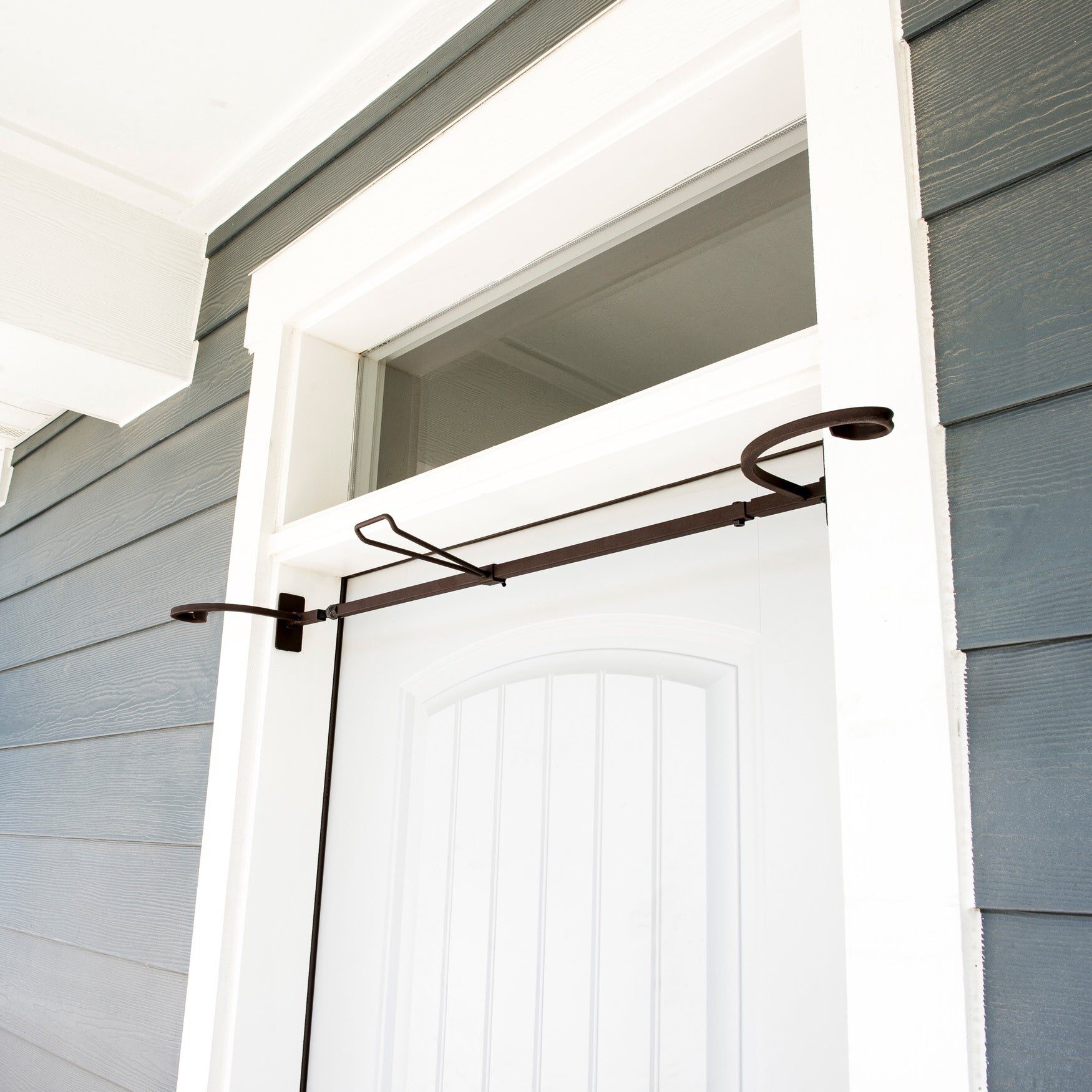 Garland Door Hanger