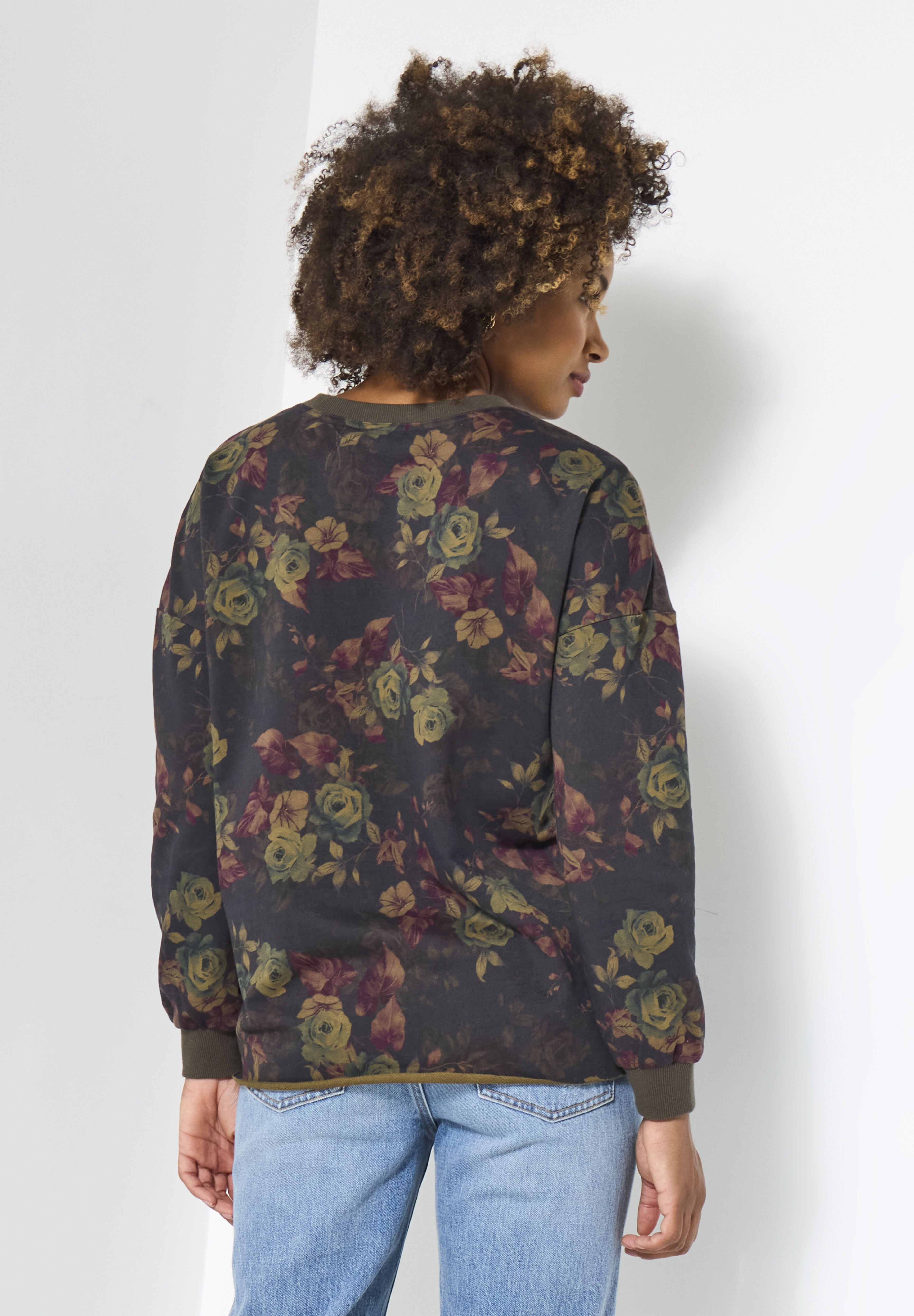 Weekend Crew Neck Pullover, HAZY GARDEN FLORAL, on-hover image number 1