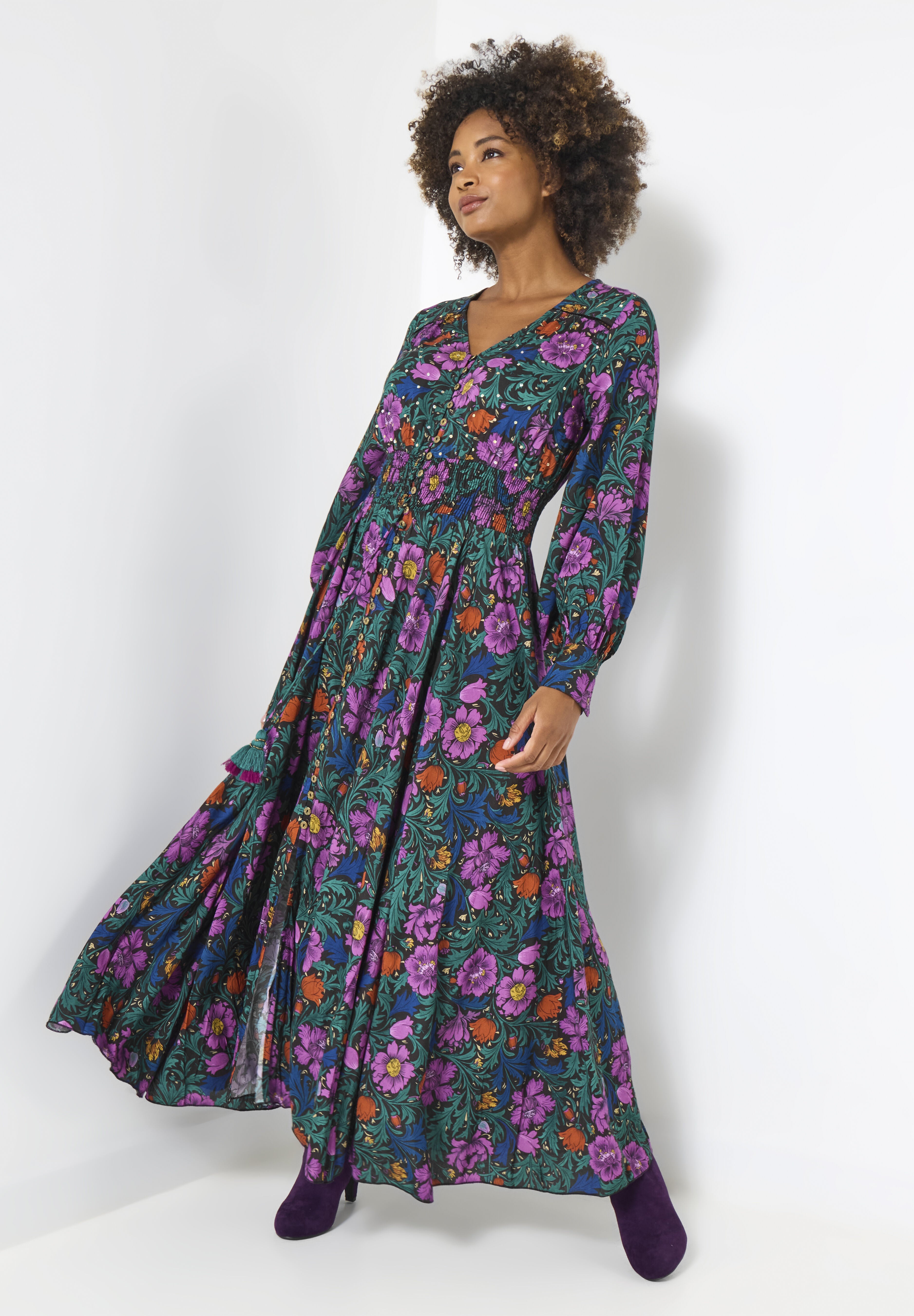Slit Front Maxi Dress, SEQUIN BATIK GARDEN, alternate image number 4
