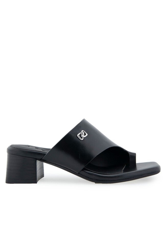 Etta Sandal, , alternate image number null
