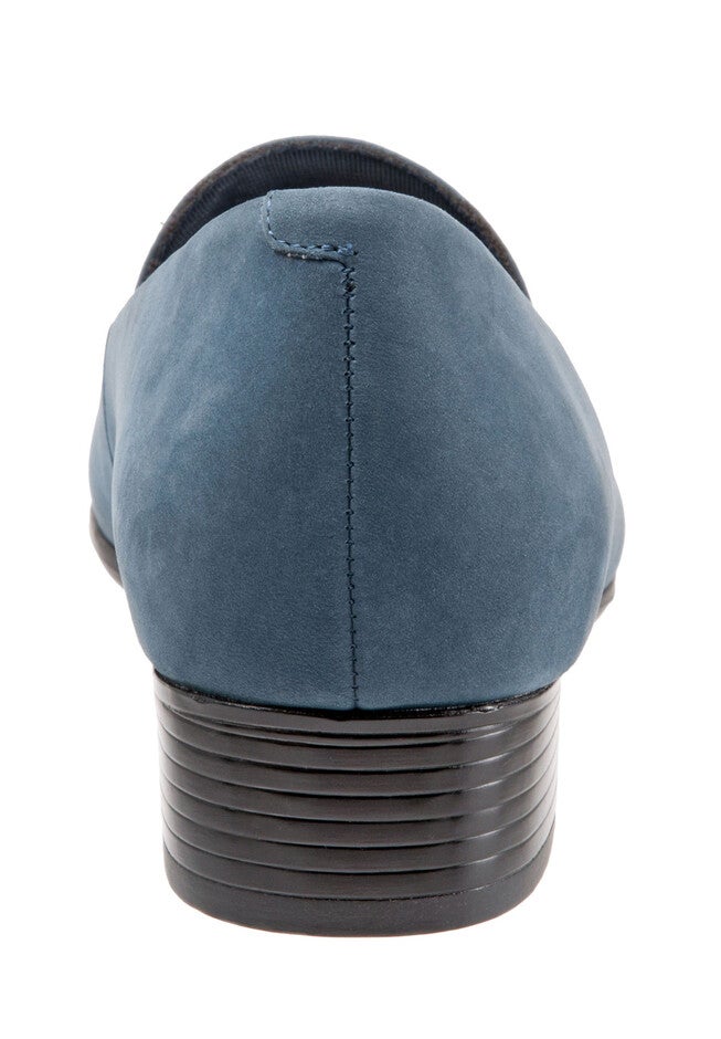 Monarch Dress Shoes by Trotters®, , on-hover image number null