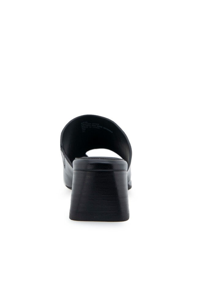 Etta Sandal, , on-hover image number null