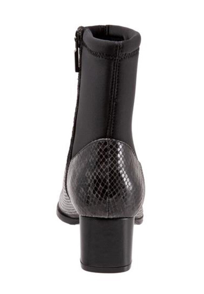 Kippy Bootie , , on-hover image number null
