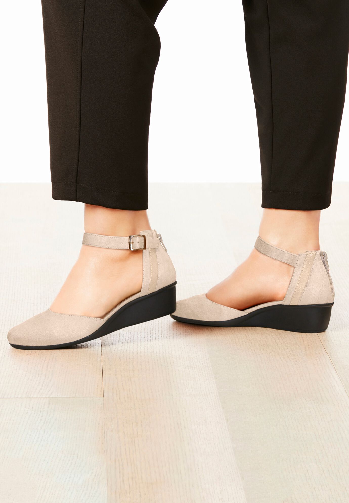 The Aurelia Pump, , alternate image number 5