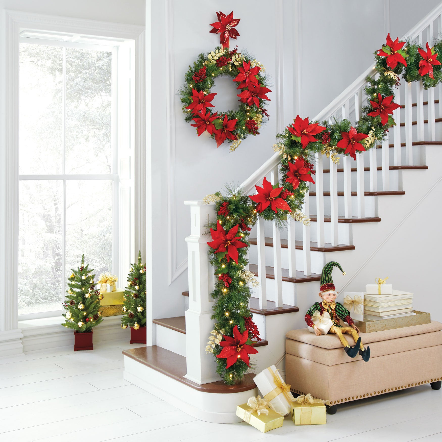 Pre-Lit Poinsettia Wreath image number 2