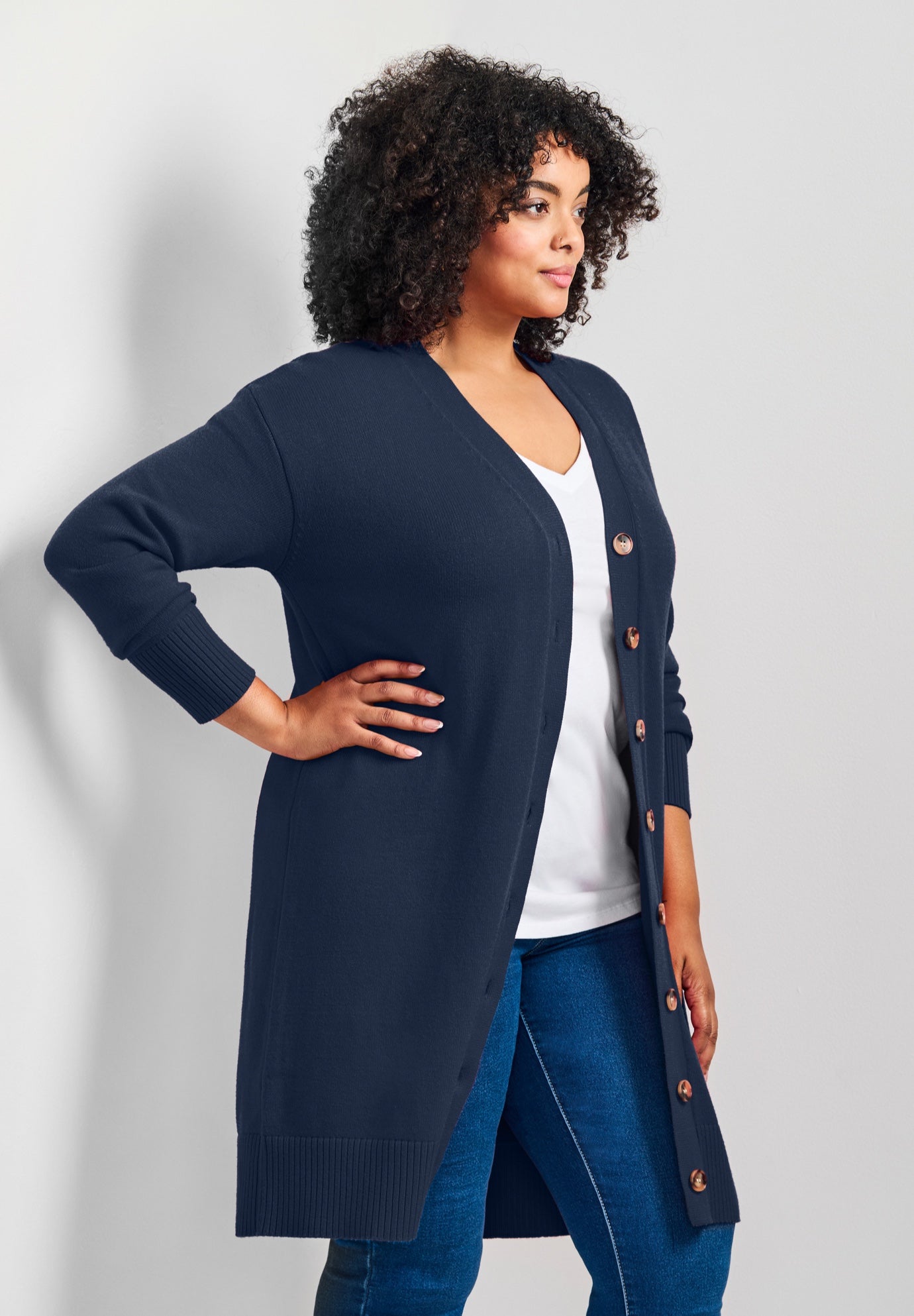 Mischa Boyfriend Cardigan image number 3