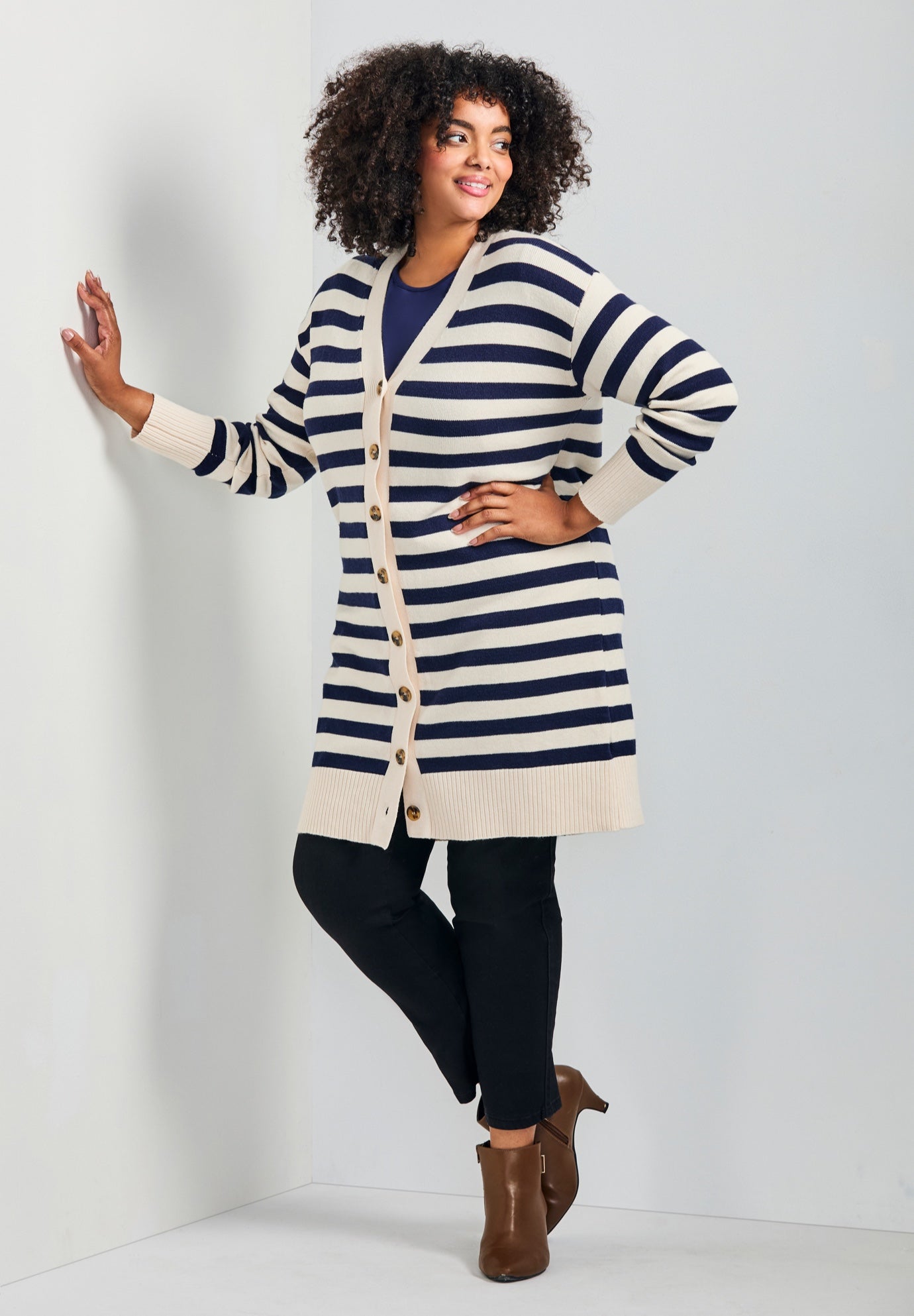 Mischa Boyfriend Cardigan image number 0