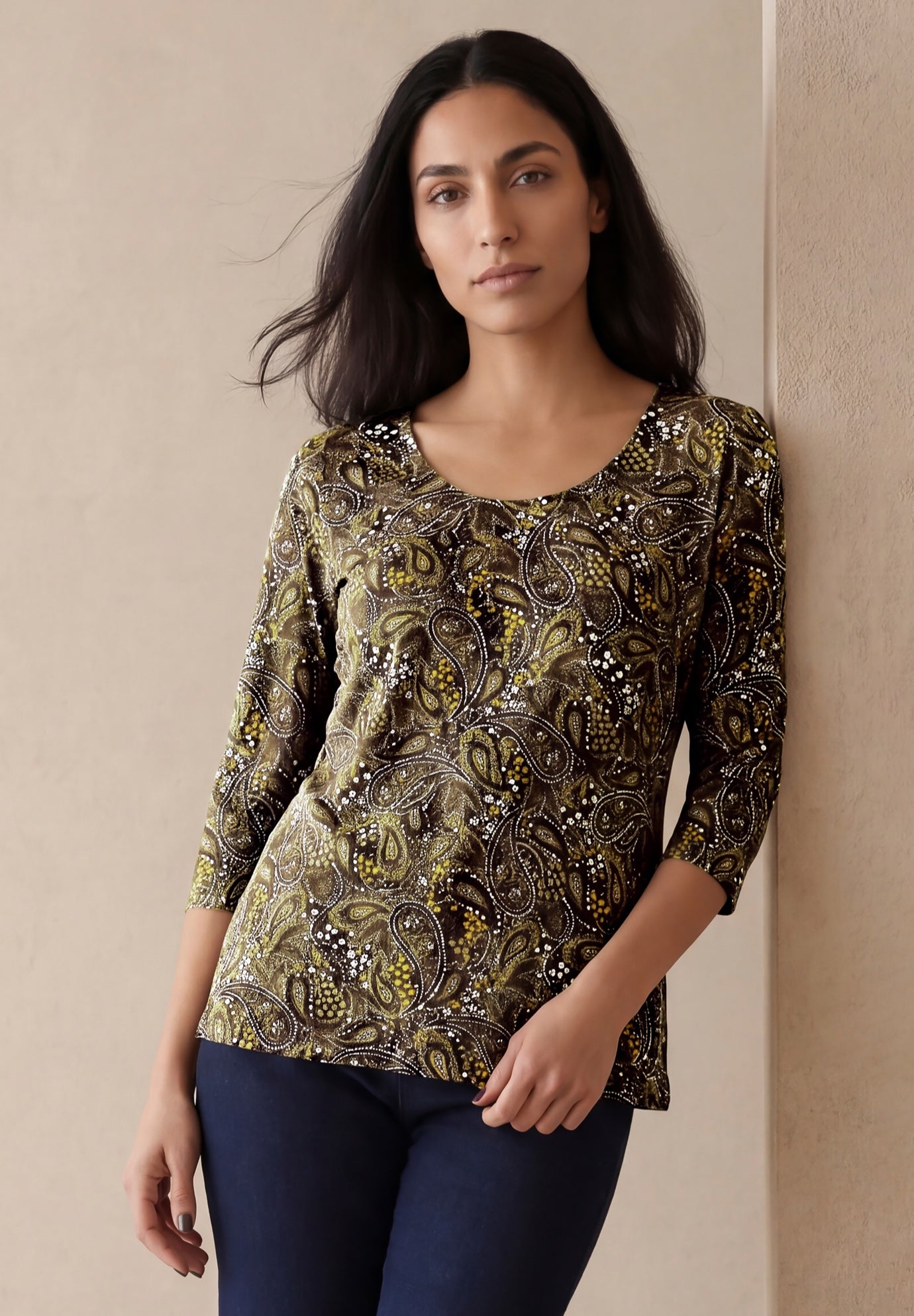 Stretch Cotton Scoop Neck Tee image number 0