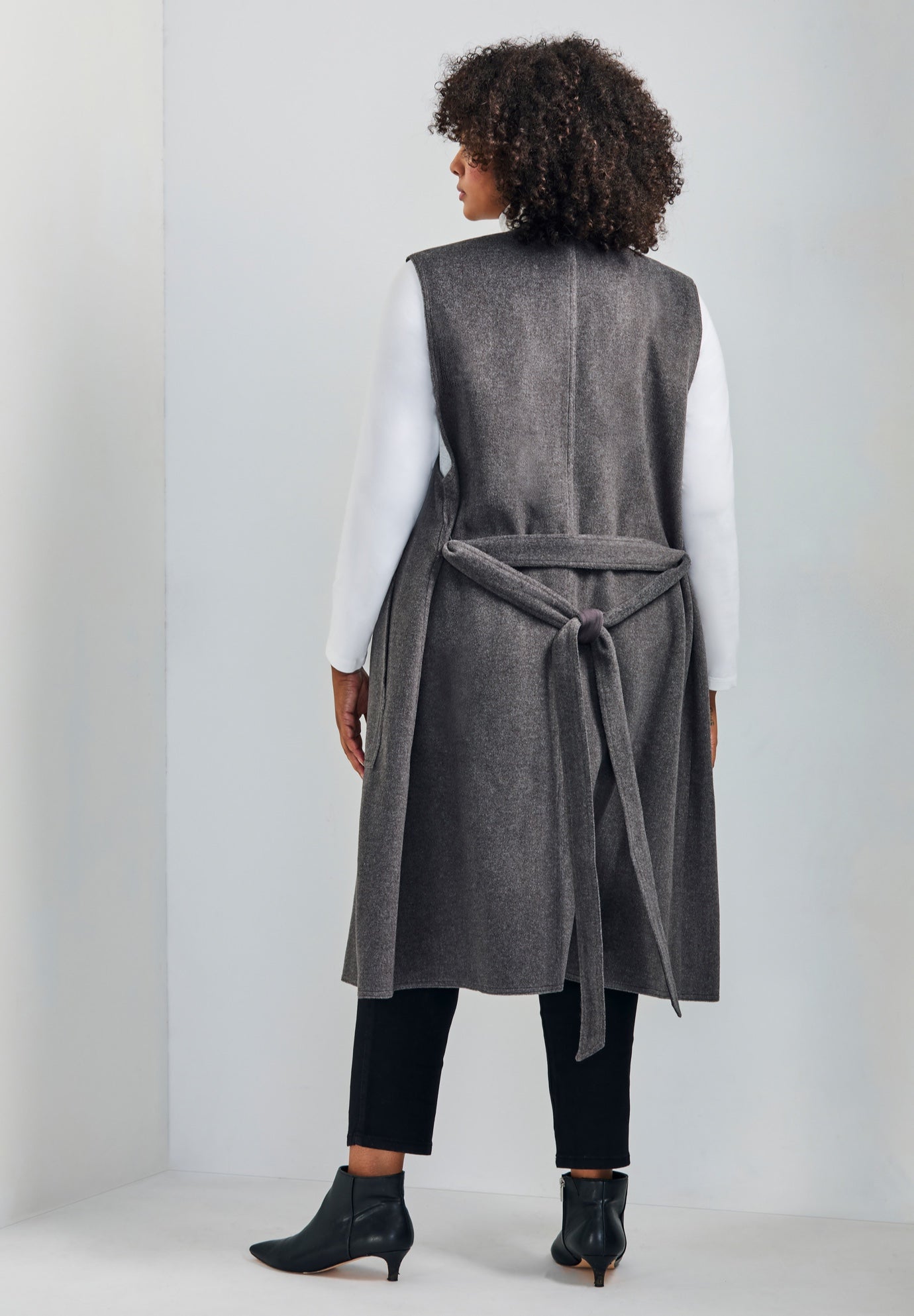 Nova Longline Vest image number 4