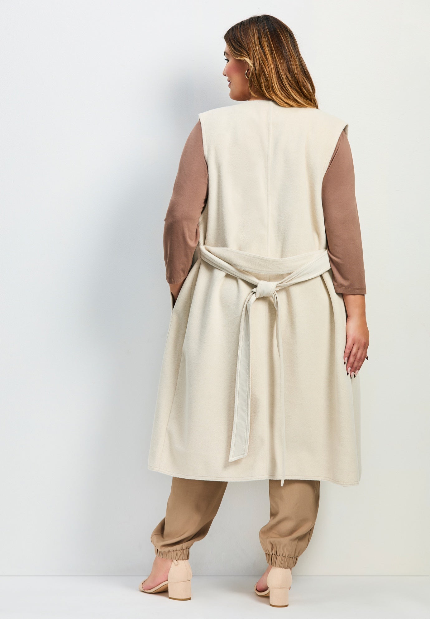 Nova Longline Vest image number 4