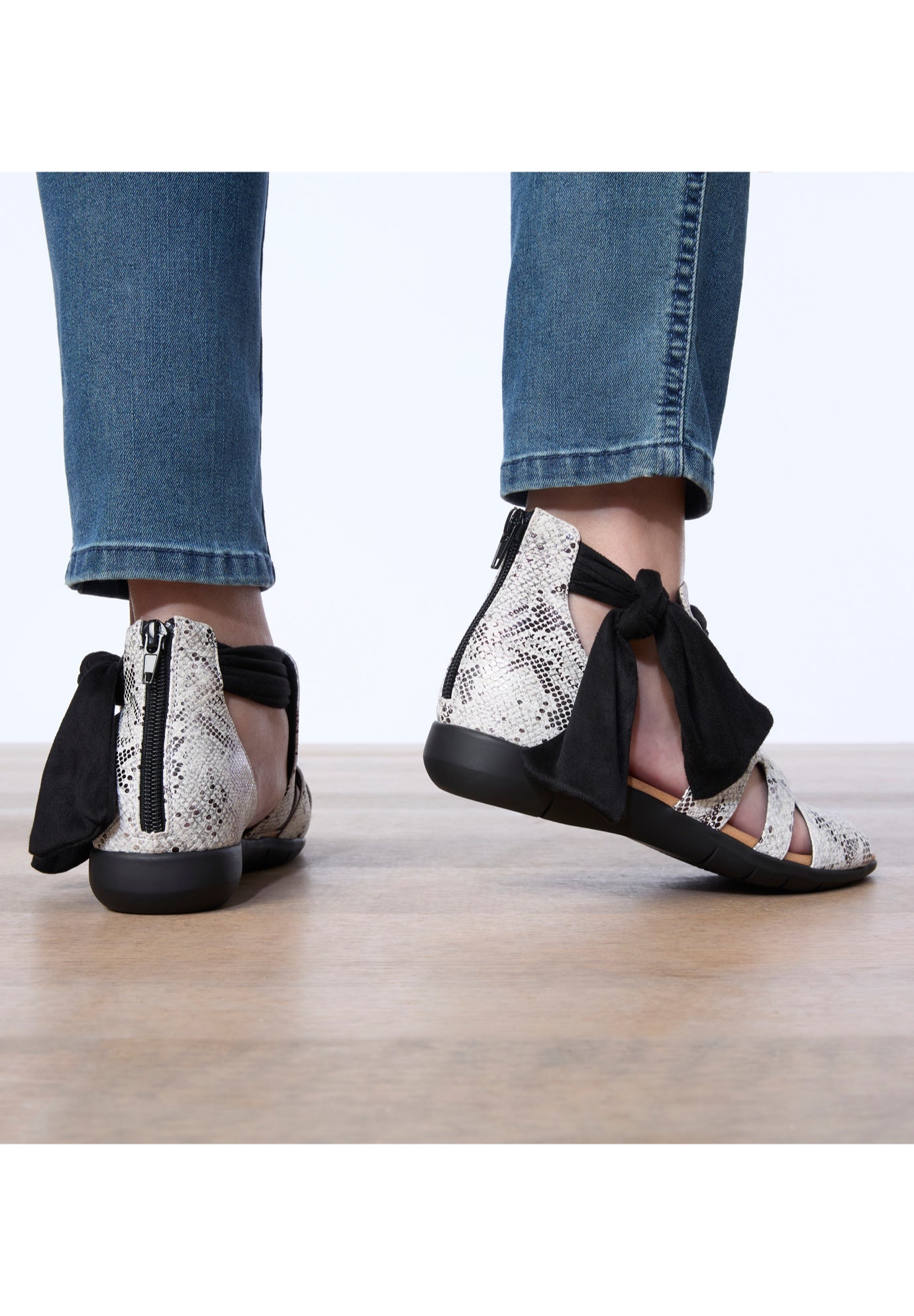 The Annika Shootie image number 1