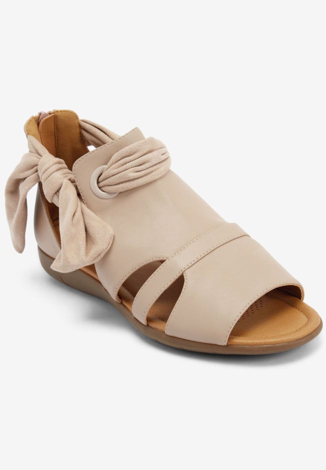 The Annika Shootie image number 1