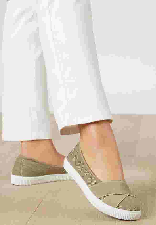 The Jazlyn Slip-On Sneaker image number 3