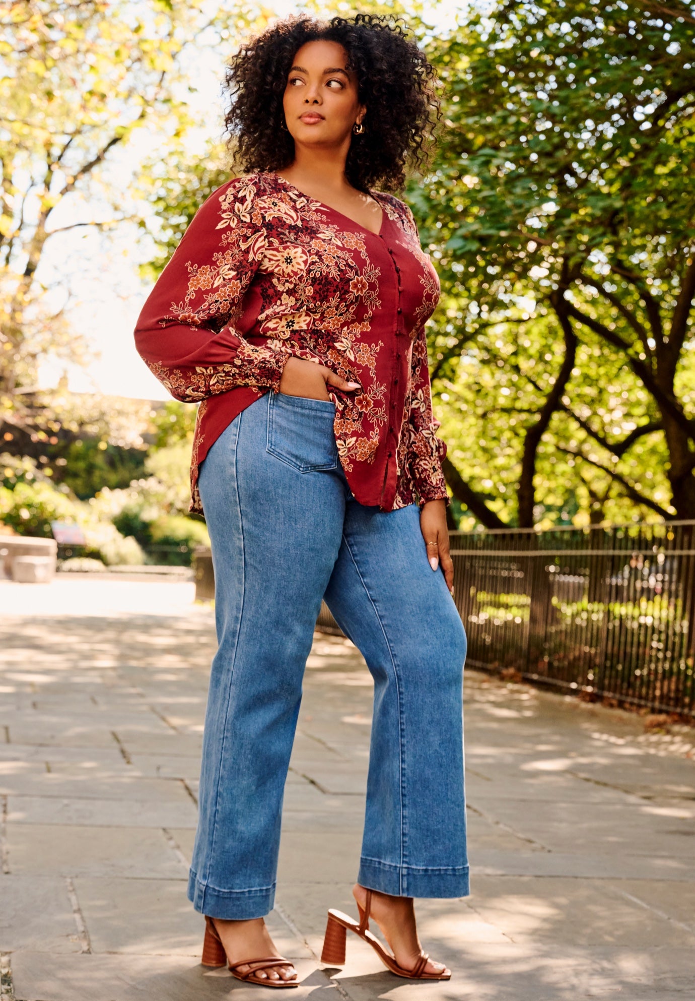 Emma Wide Leg Jean image number 1