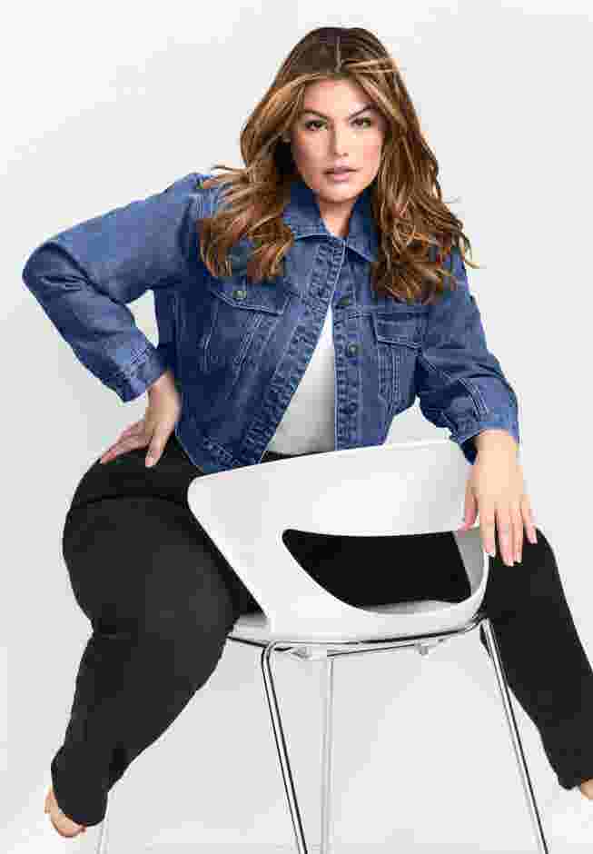 Emma Denim Cropped Jacket image number 2