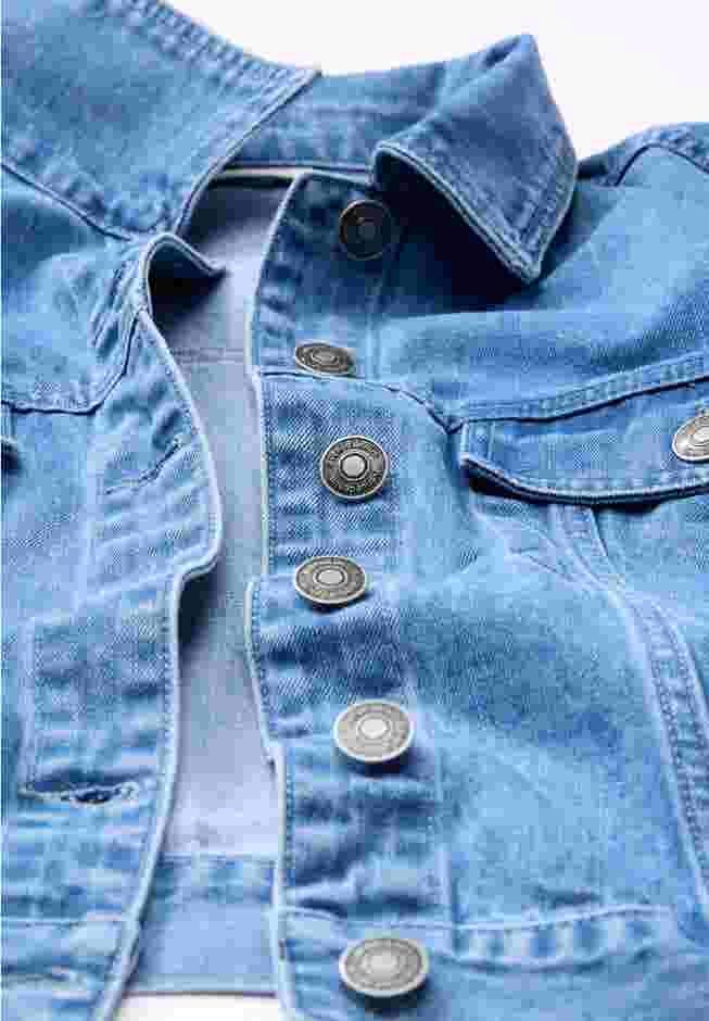 Emma Denim Cropped Jacket image number 4