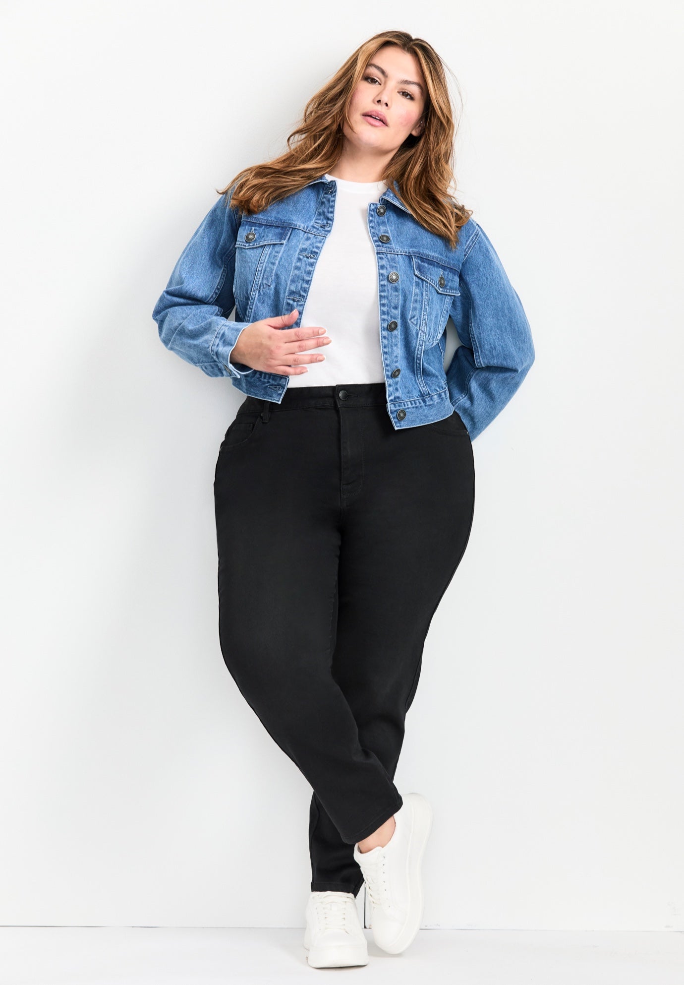 Emma Denim Cropped Jacket image number 1