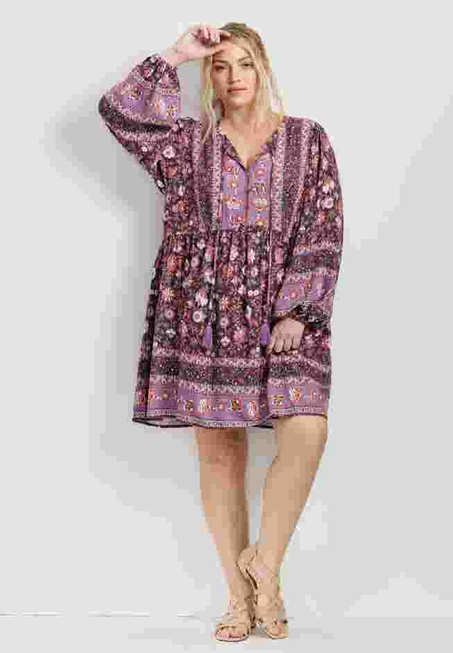 Livvy Boho Border Print Mini Dress image number 0