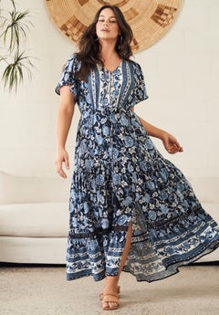 Chic & Floaty Plus-Size Maxi Dresses | Avenue Chic & Floaty Plus-Size Maxi Dresses | Avenue