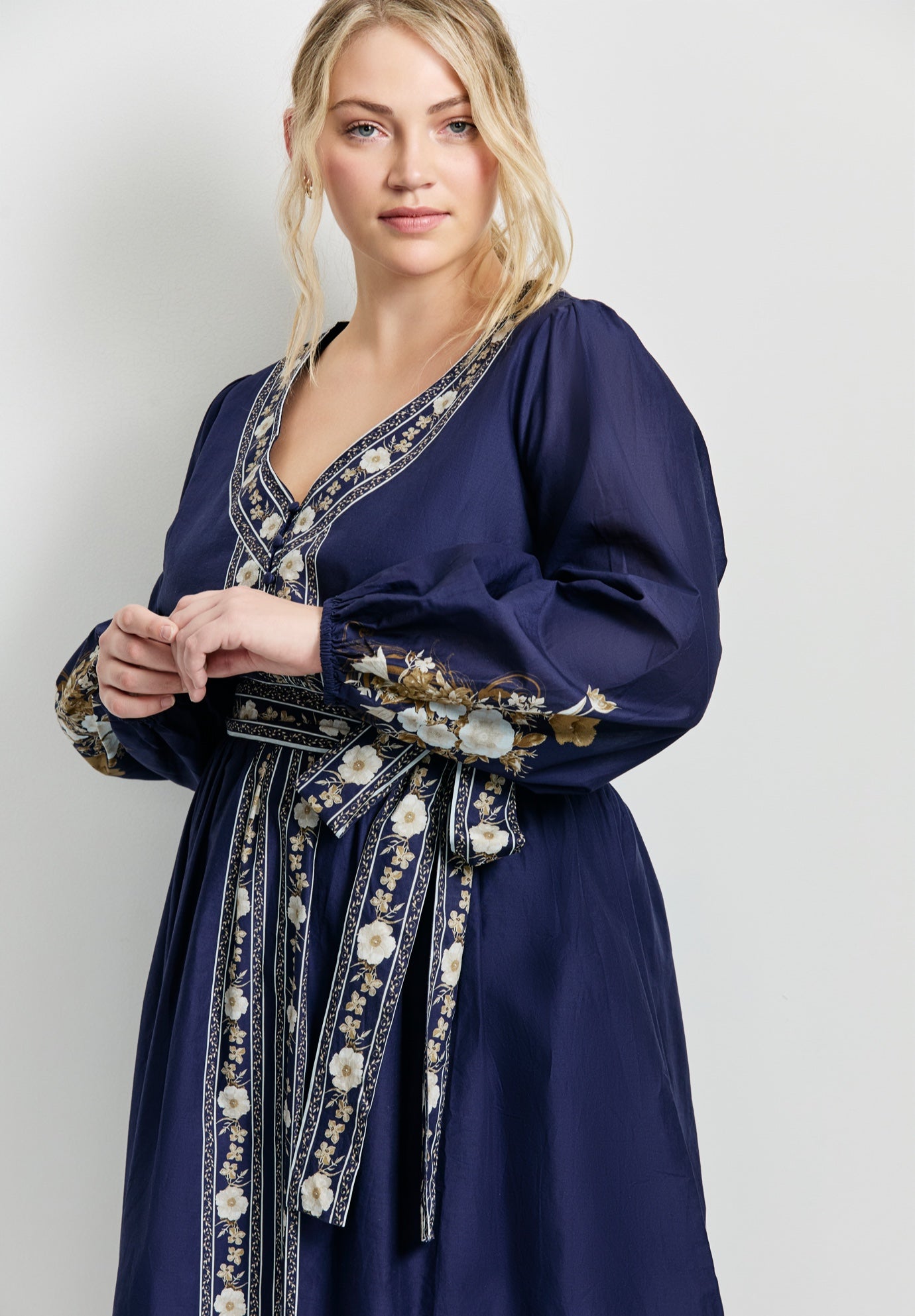 Ethereal Escape Maxi Dress image number 2