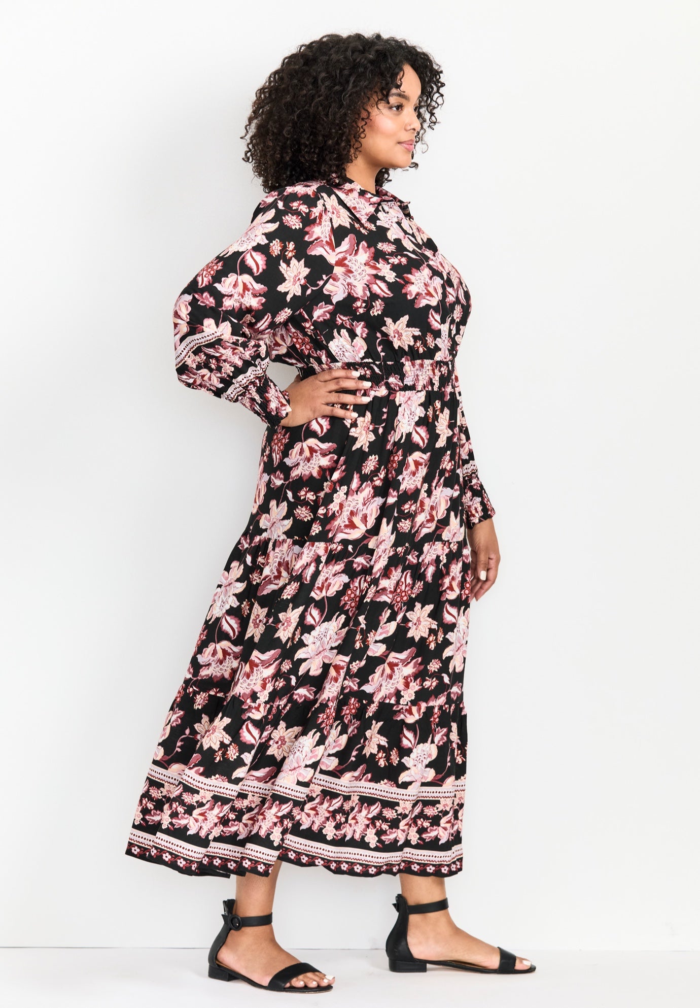 Shiloh Tiered Maxi Dress image number 3