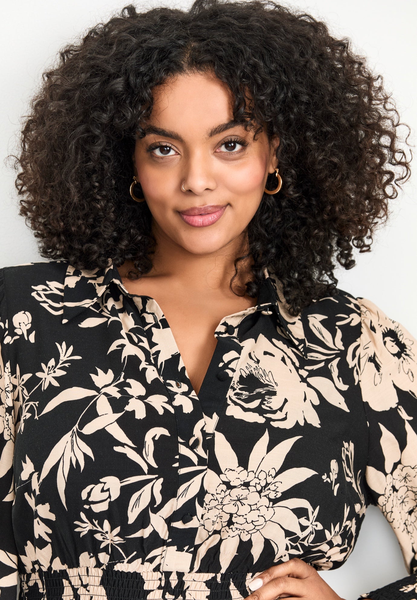 Shiloh Tiered Maxi Dress image number 1