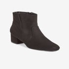 The Robin Bootie image number null