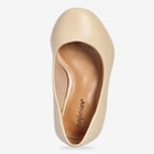 The Vida Slip On Pump image number null
