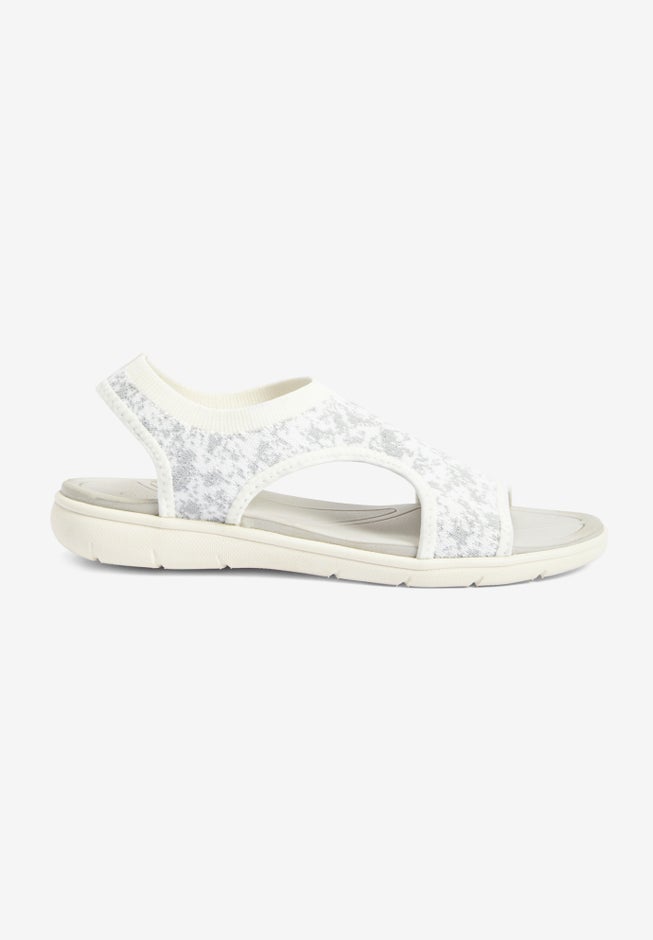 The Serafina Sandal image number 3