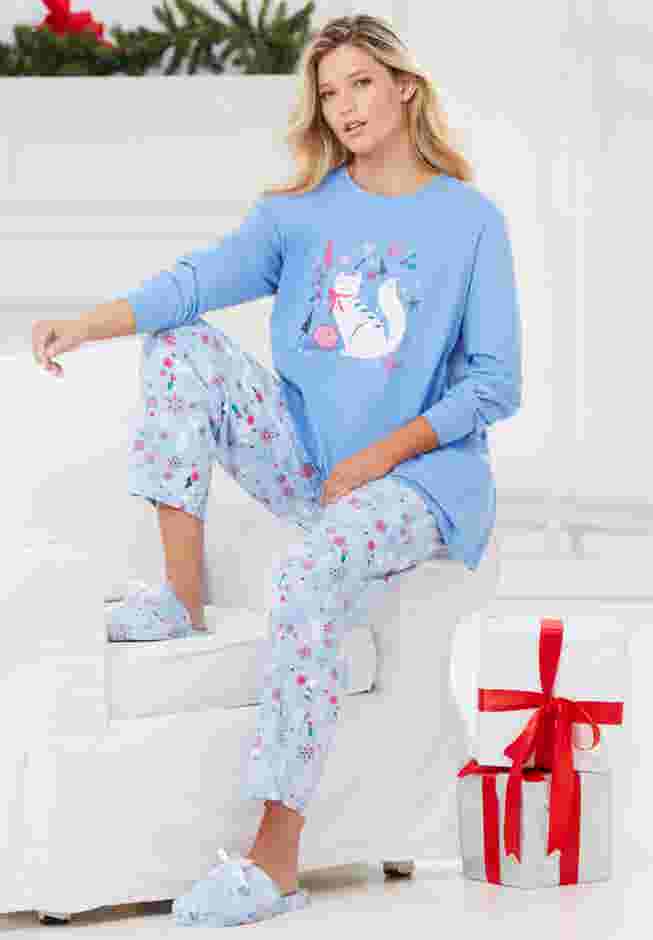 Long Sleeve Knit PJ Set image number 7