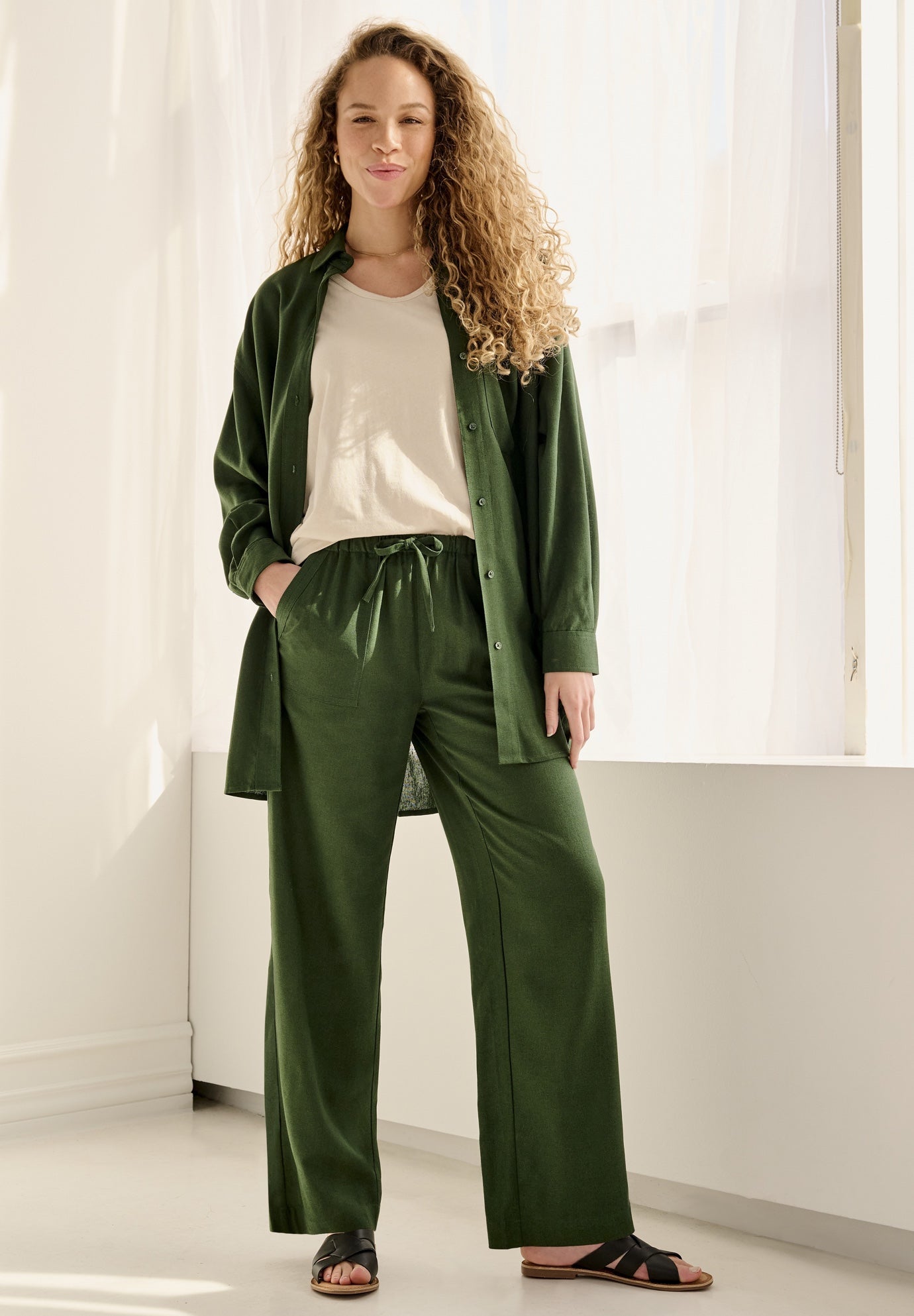 Oversized Linen-Blend Boyfriend Shirt image number 0
