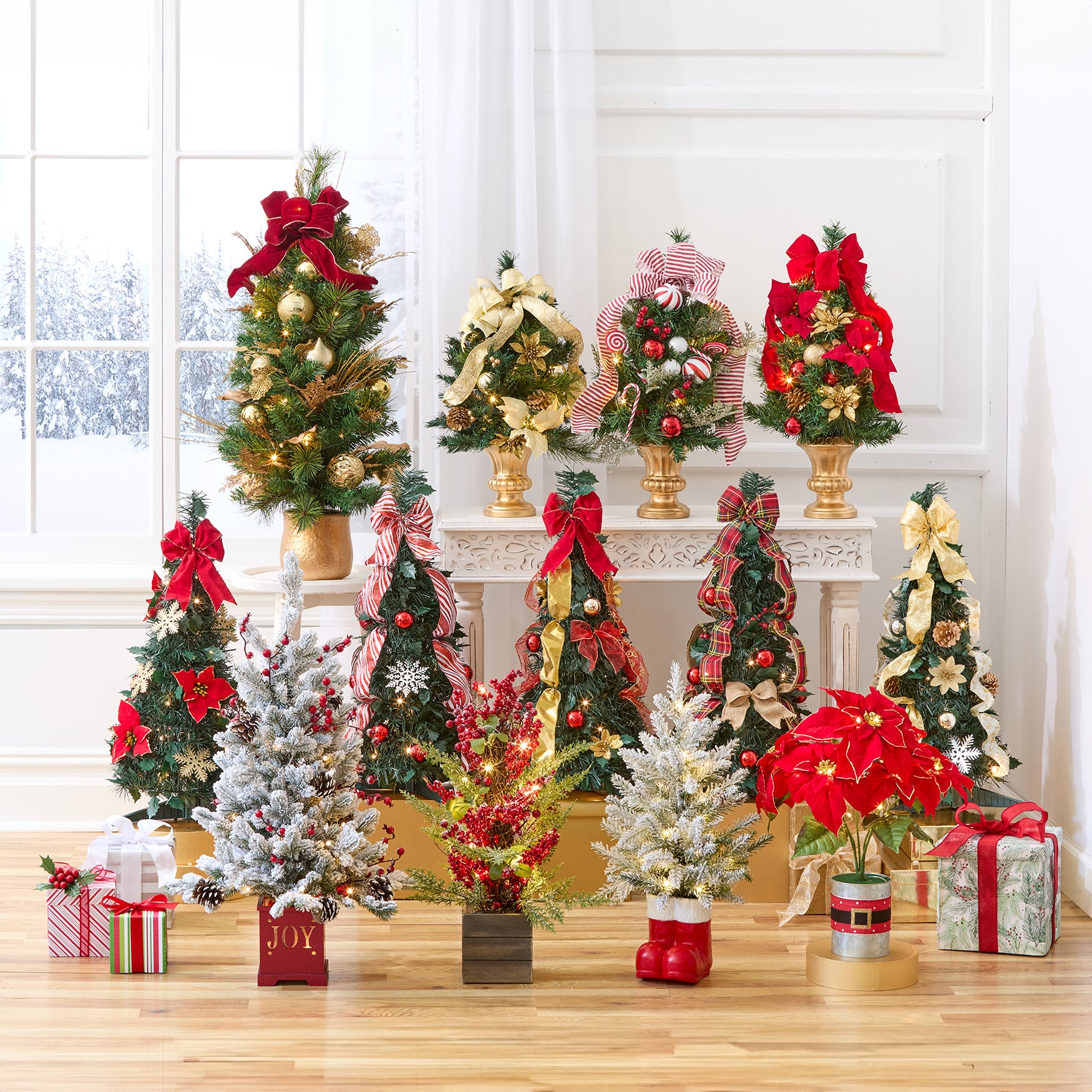 24"H Tabletop Christmas Tree image number 1