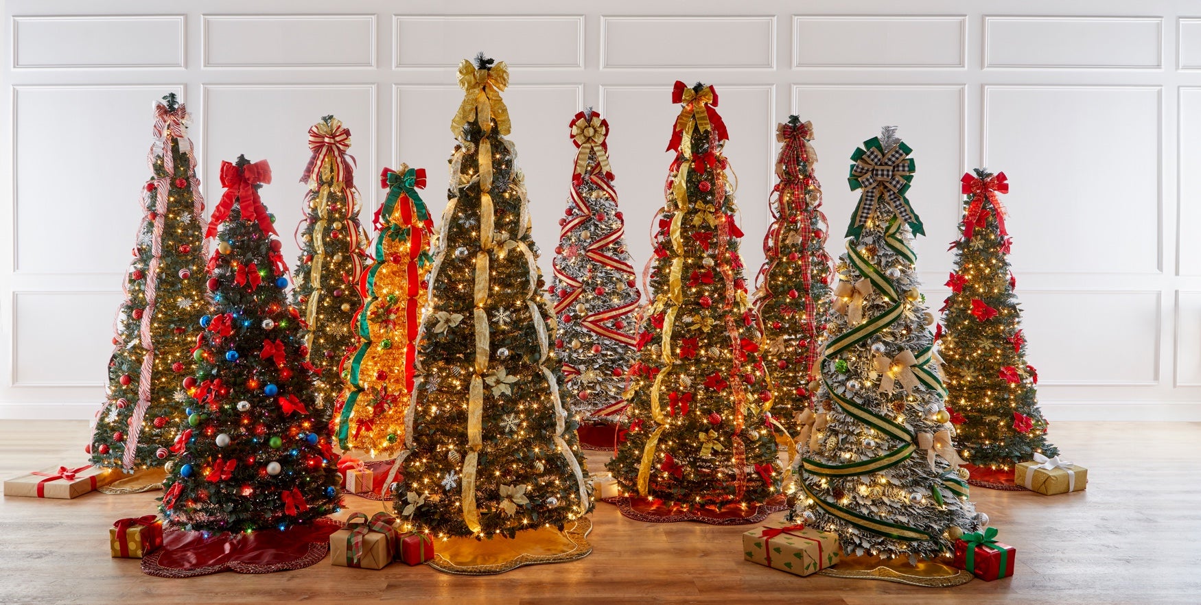 Fully Decorated Pre-Lit 6 Ft. Pop-Up Christmas Tree image number 1
