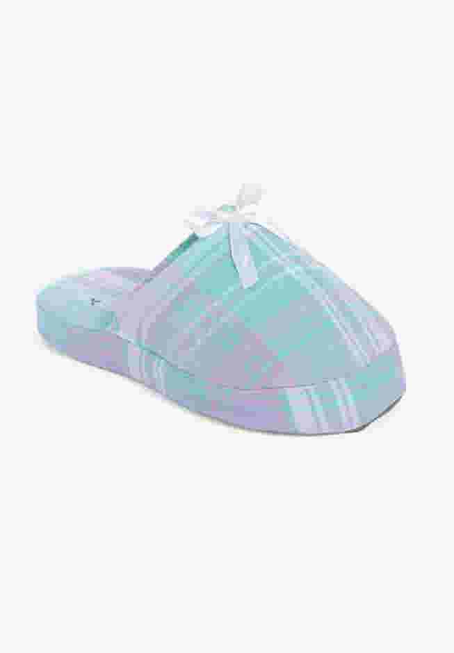 Dreams & Co.® flannel slipper image number 0