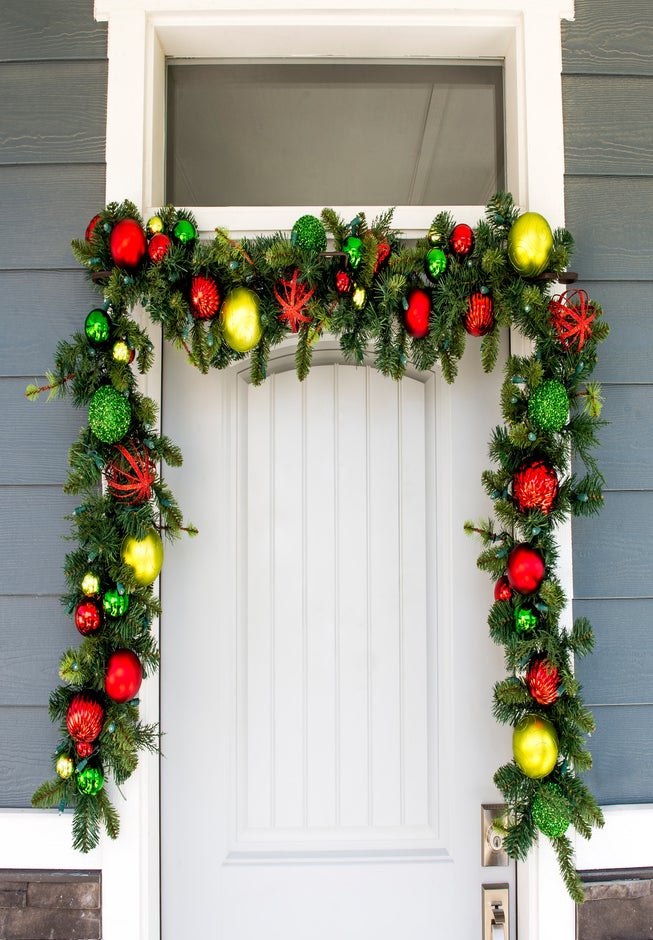 Garland Door Hanger image number 1