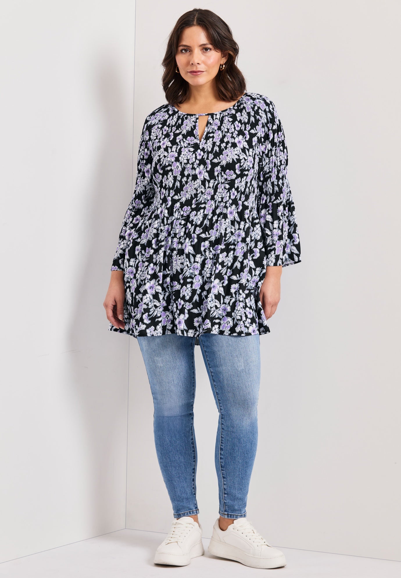 Keyhole Bell Sleeve Tunic image number 1