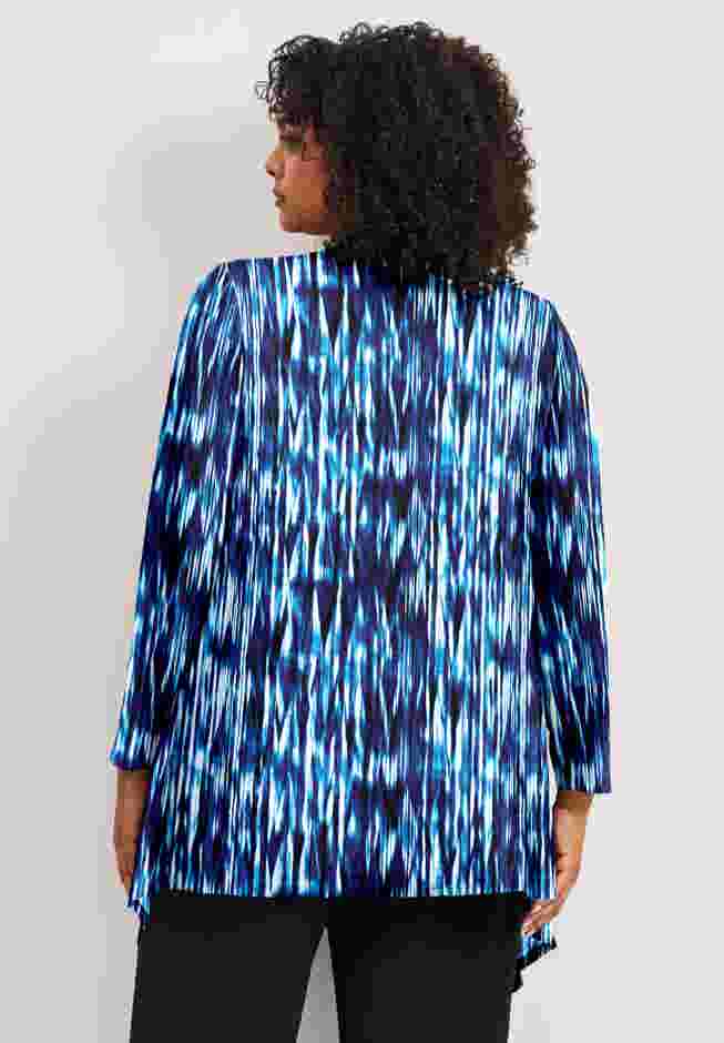 Cardigan With Tank Duet image number 2