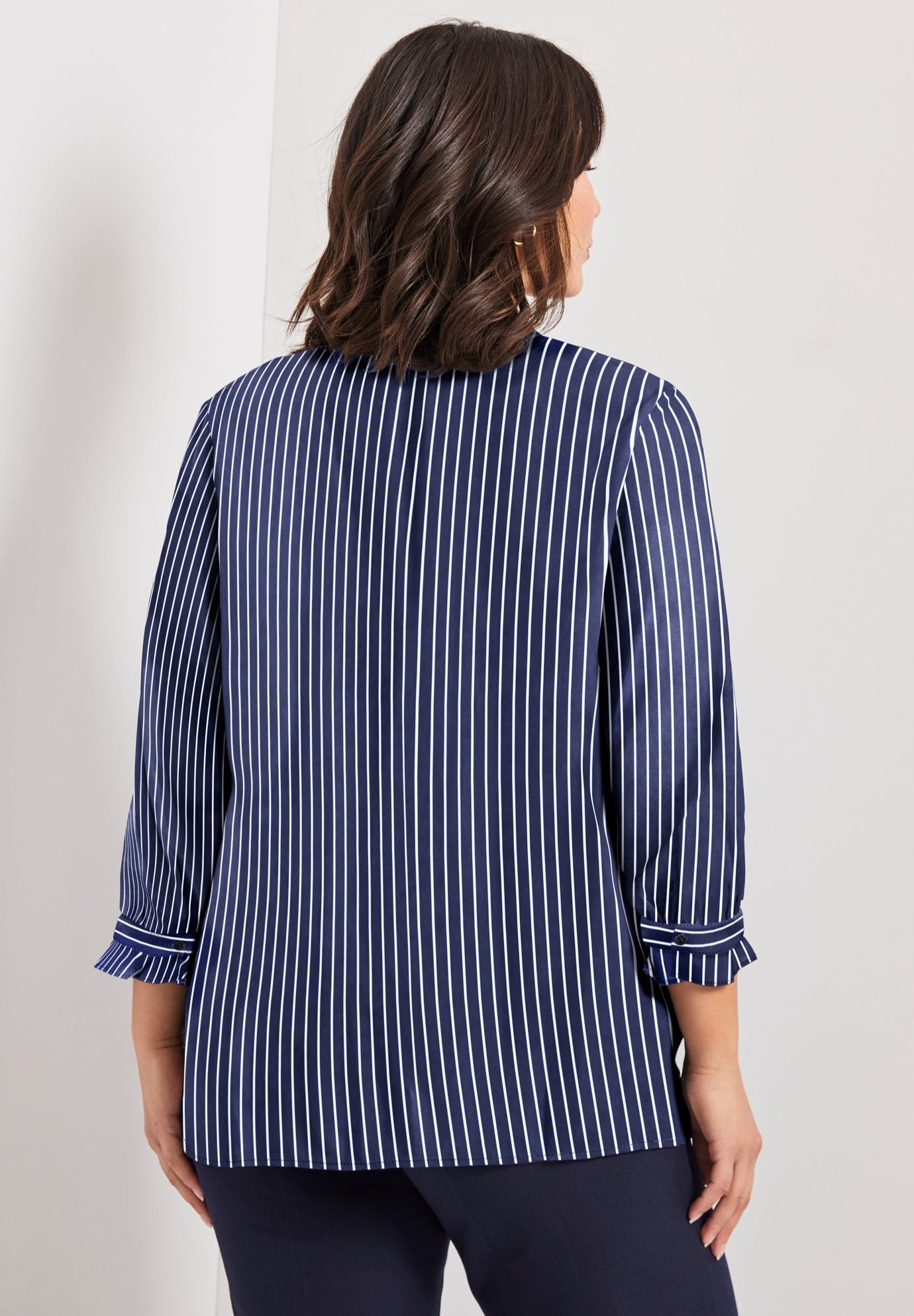 Pintuck Popover Top image number 2