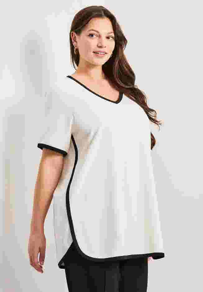 Contrast Tee image number 2